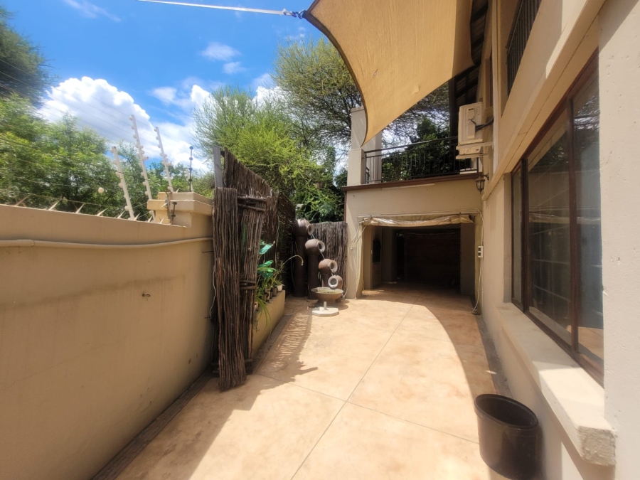 To Let 3 Bedroom Property for Rent in Melodie North West